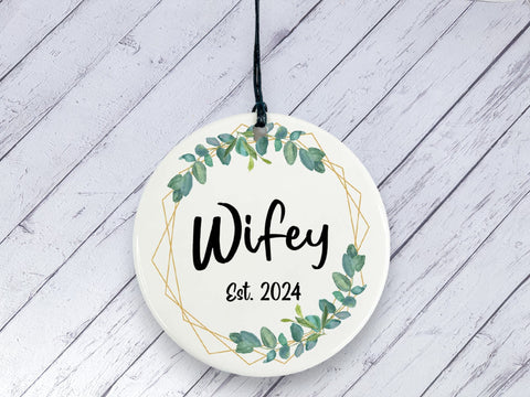 Anniversary Gift for Wifey - Botanical Personalised Ceramic circle